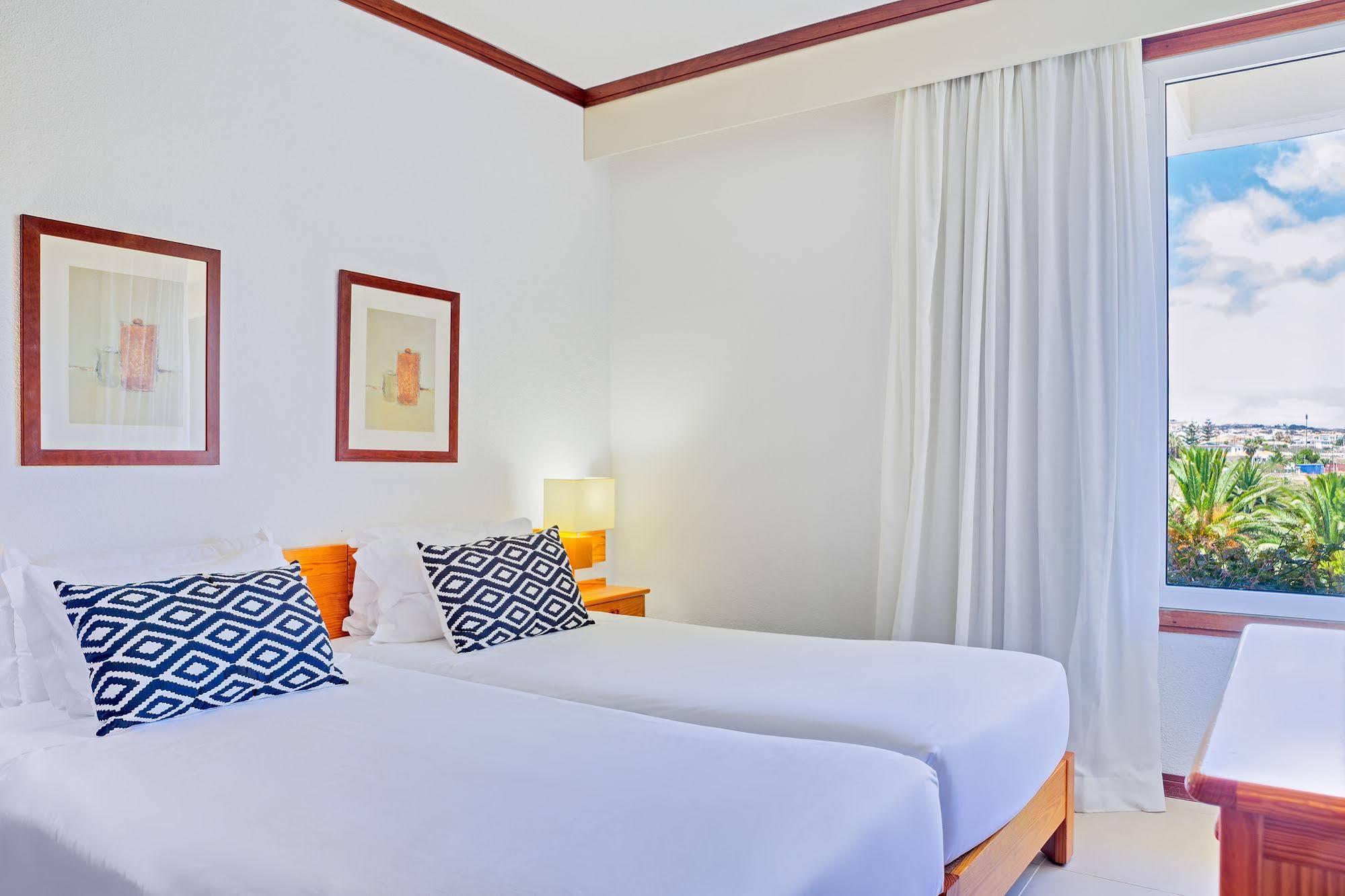 Vila Baleira Suites Porto Santo Esterno foto